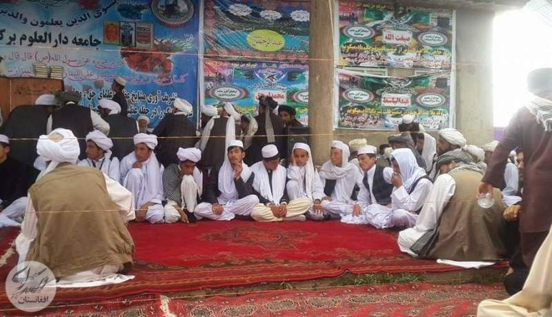 هشدار طالبان به یونسف؛ عوض مکاتب به مدارس دینی کمک کنید!